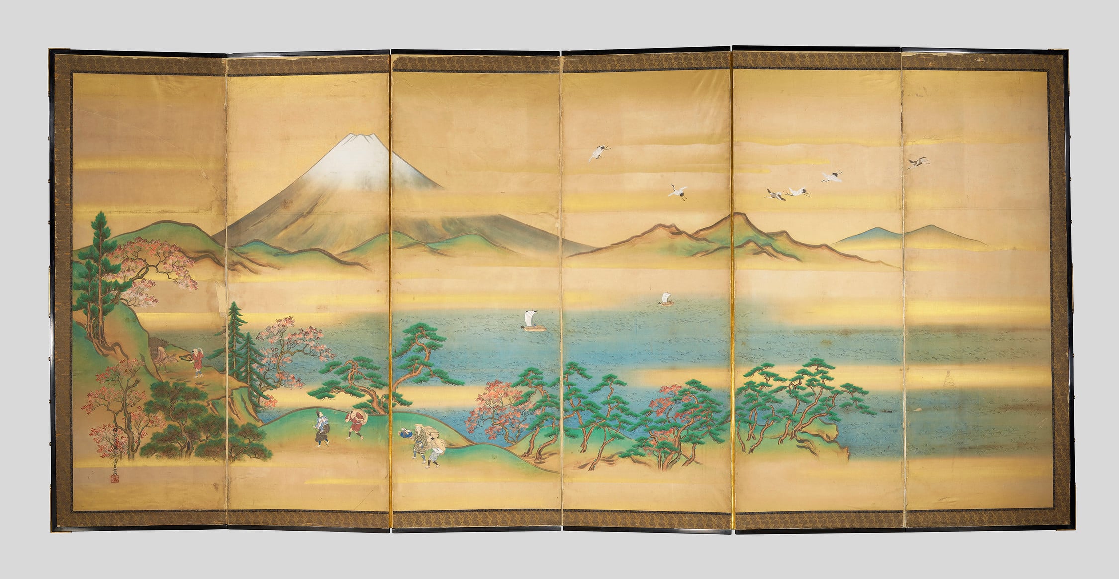 Nineteenth-century Japanese folding screen paintings (byōbu), each comprising several panels, were of a type and size usually intended for diplomatic gifts, continuing the tradition established in the sixteenth century. Screens were designed to be shown 