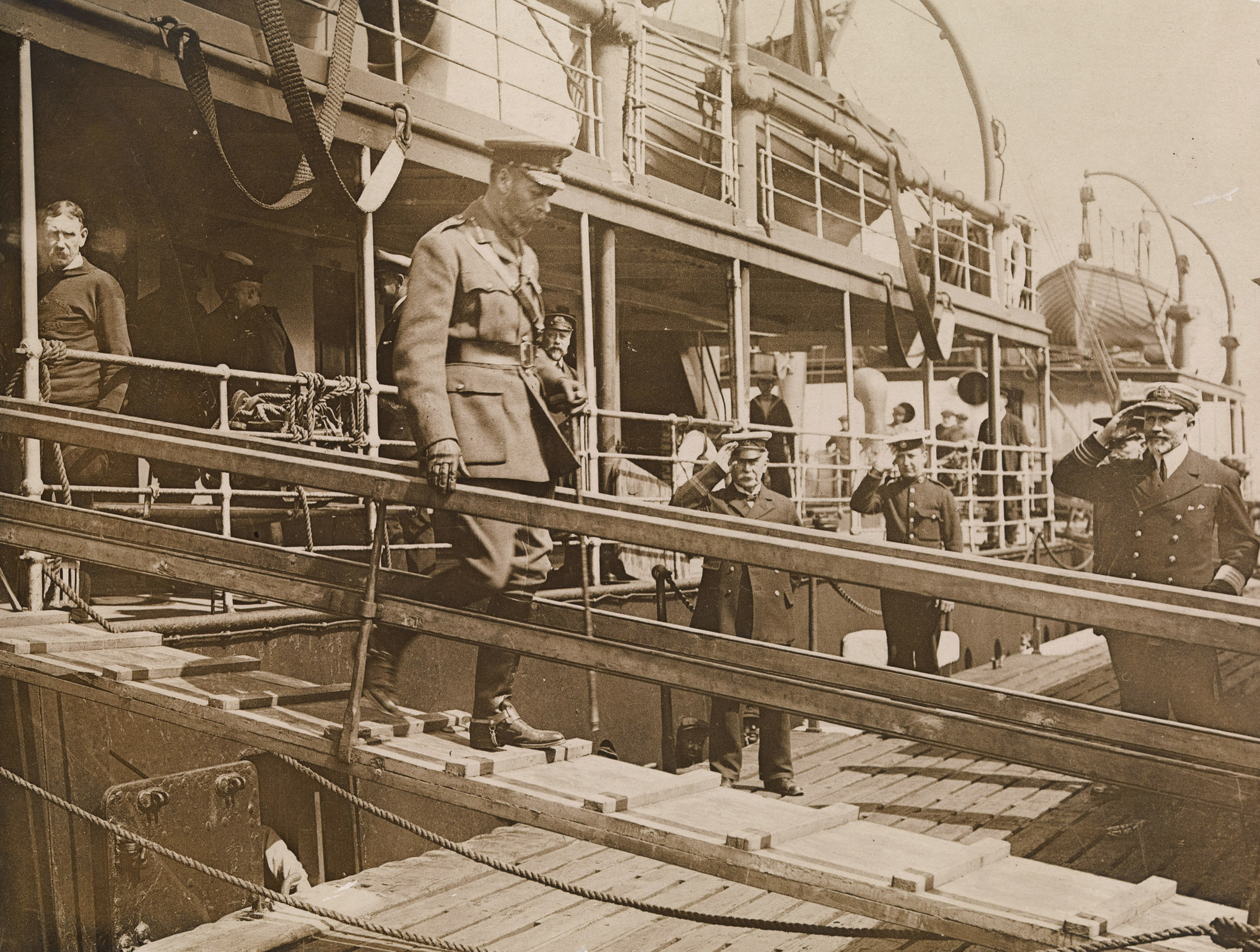 King George V landing at Bologne in 1916 on a visit to the British Armies in France