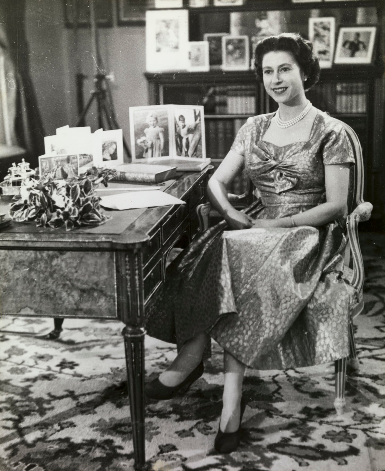 Queen Elizabeth II makes her first televised Christmas broadcast HM Queen Elizabeth II (b. 1926) makes her first Christmas broadcast