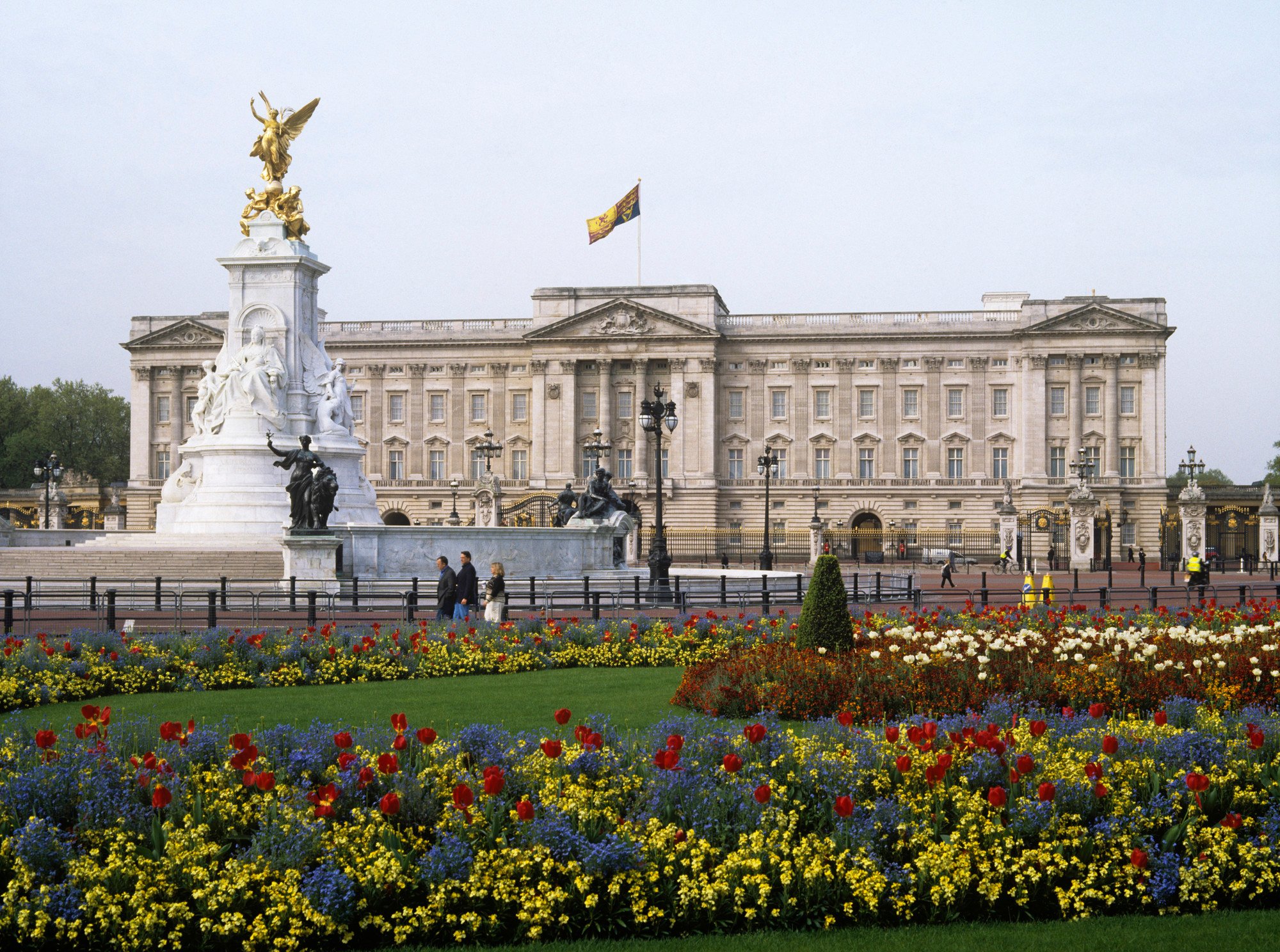 Buckingham Palace Garden – VocalEyes