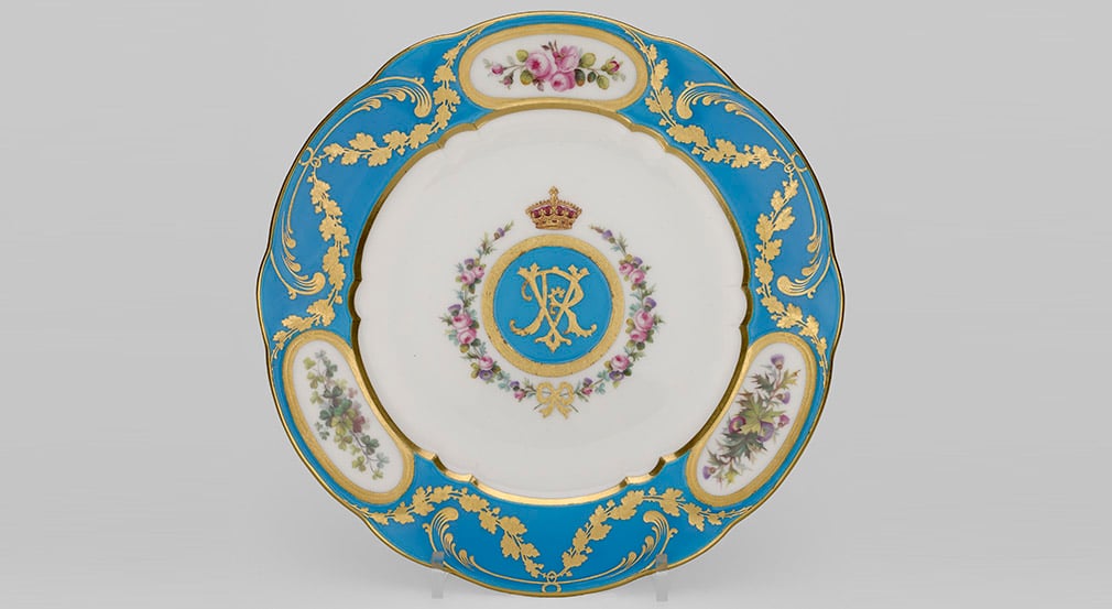 Minton dessert plate Minton dessert plate