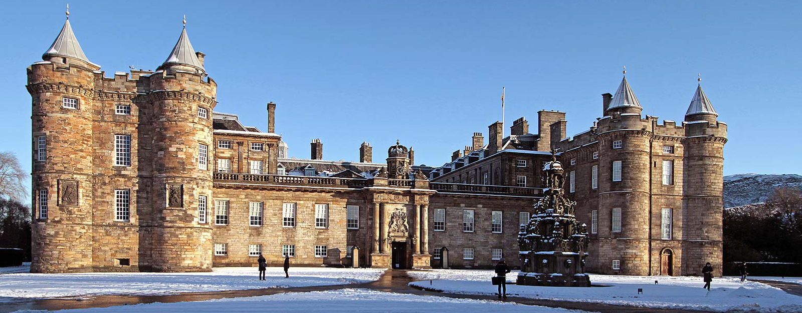 Palace of Holyroodhouse in the snow.