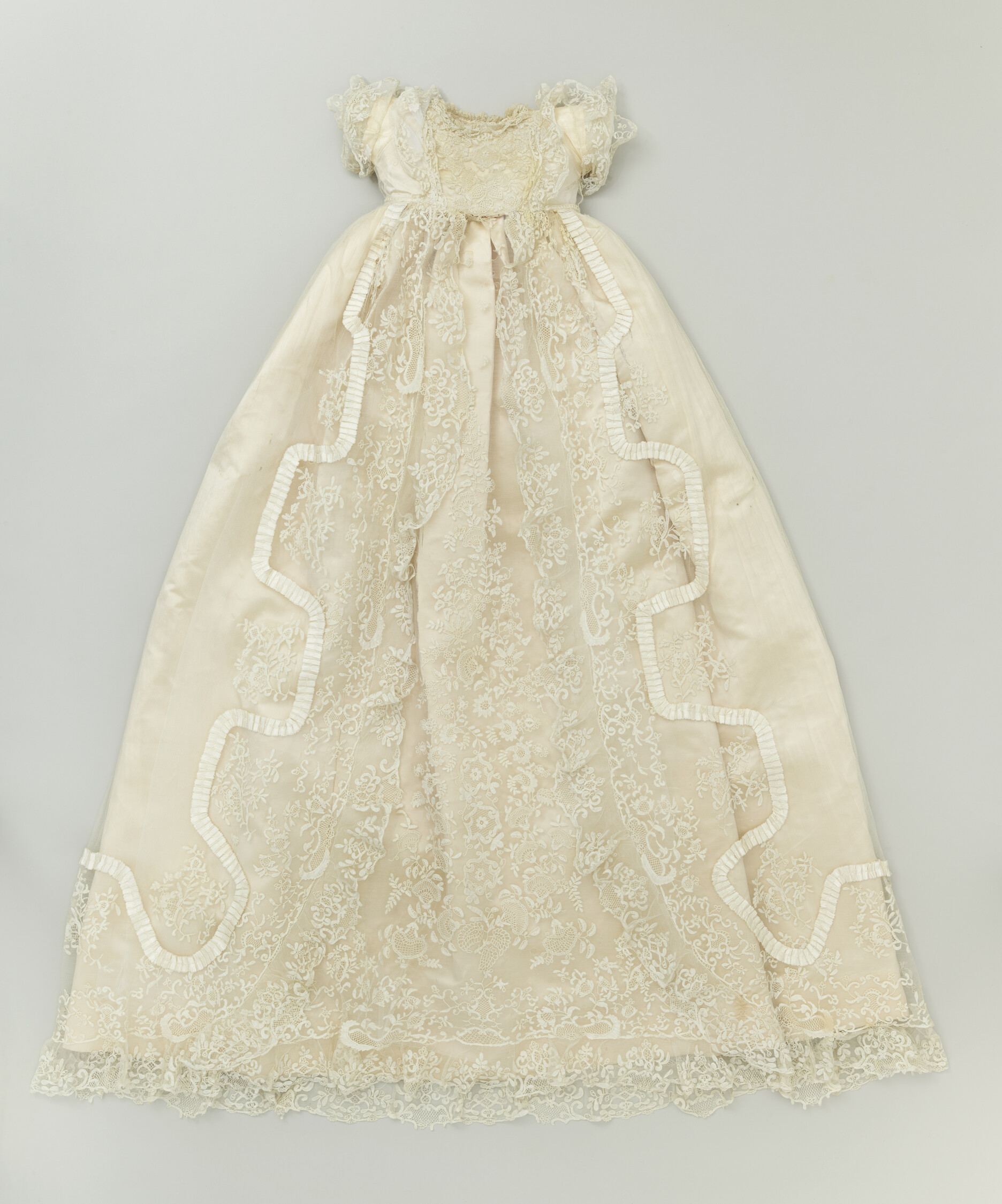 Princess Elizabeth of York's Christening Robe