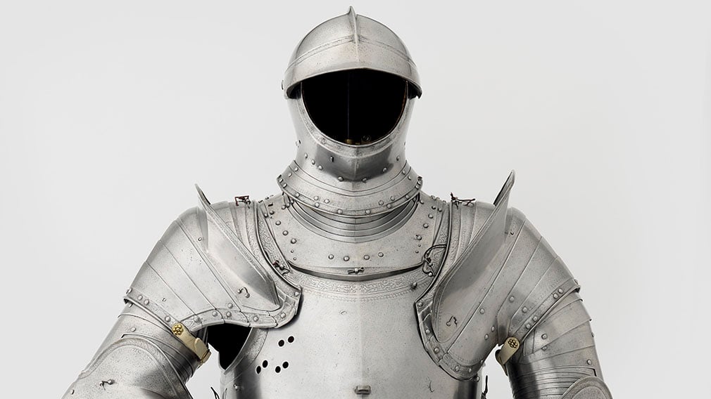 Metallic armour 