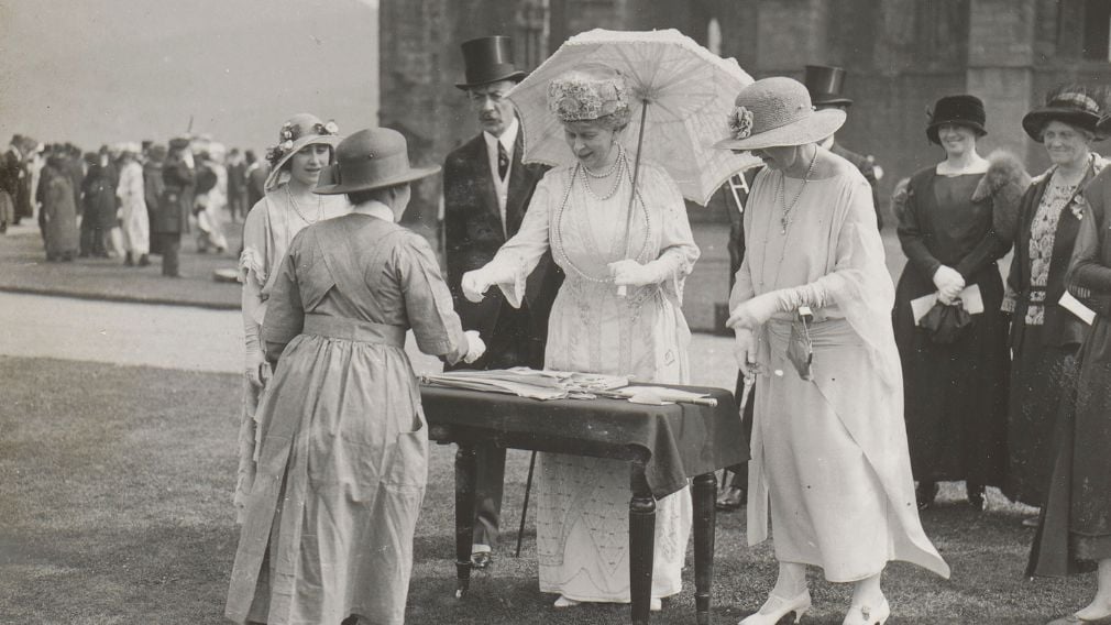 Queen Mary and George V at the Palace of Holyroodhouse (RCIN 2303518.g) Queen Mary and George V at the Palace of Holyroodhouse