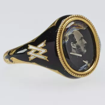 Mourning ring containing photograph of Prince Albert