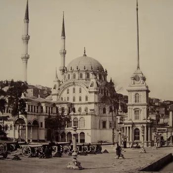The Tophane, or more commonly, the Nusretiye Mosque, was built between 1823 and 1826 by Sultan Mahmud II (1784-1839) as part of the larger project to rebuild the arsenal and barracks that had been burned in a fire. The mosque is situated in the Beyoglu di