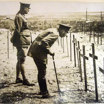 Master: King George V visiting the Western Front, 1917.
Item: King George V inspects the graves of fallen servicemen